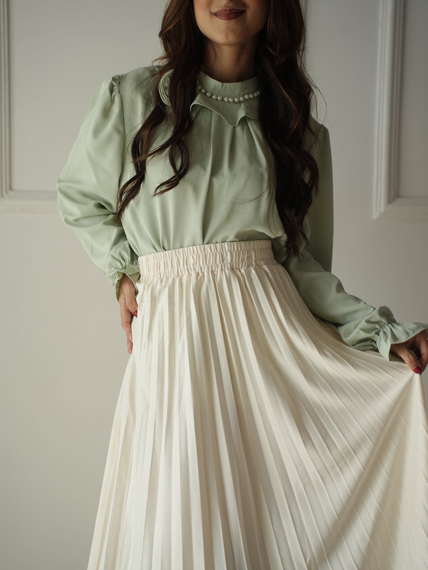 Cream Pleated Skirt